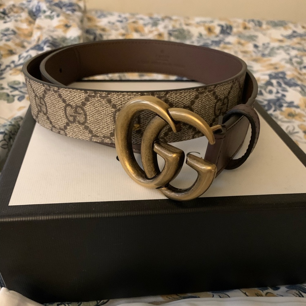 Women’s Gucci Belt size 90